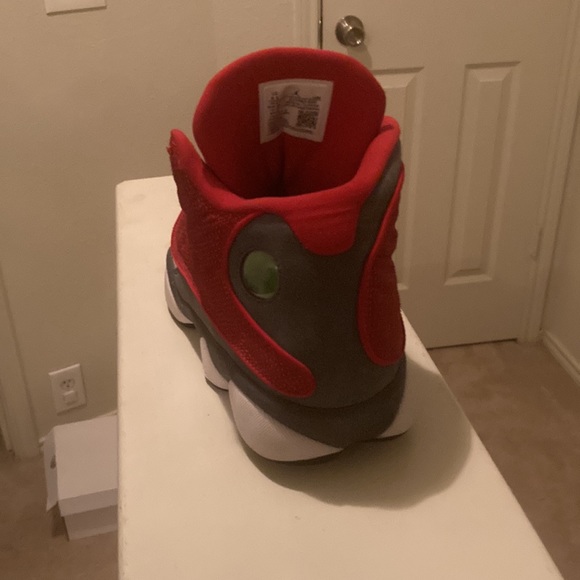 AIR JORDAN 13 RETRO - Picture 4 of 15